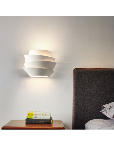 Scandinavian Bedside Wall Sconce