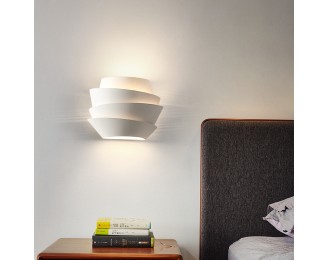 Scandinavian Bedside Wall Sconce